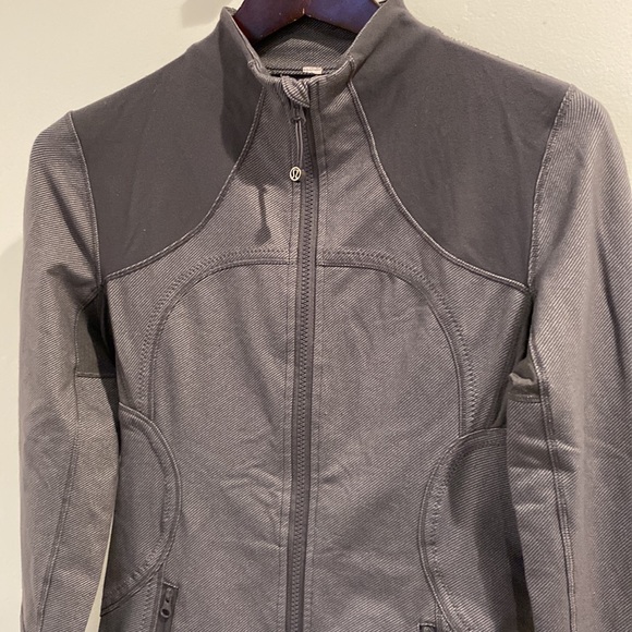 Lululemon Forme Jacket - Picture 4 of 9